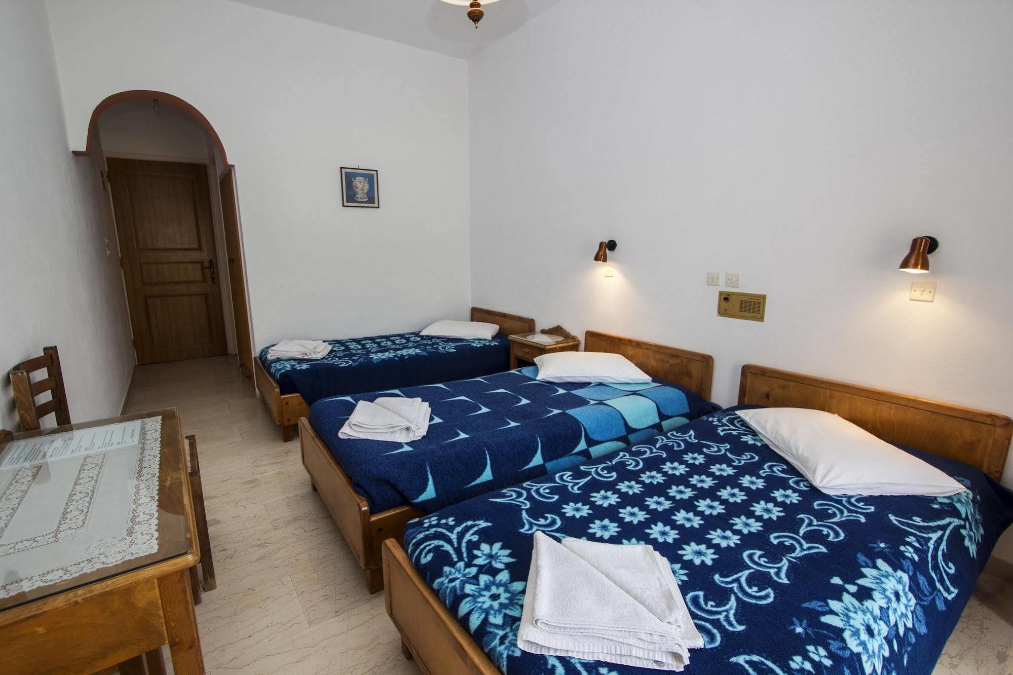 Hotel Adonis (Adults Only) Kamári Kültér fotó